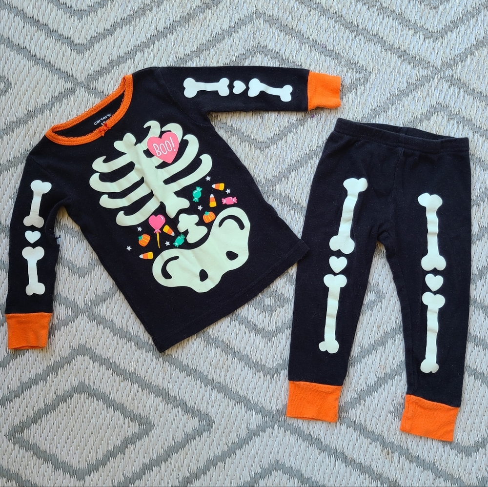 Glow-in-the-dark Halloween skeleton toddler pajamas, size 12 months